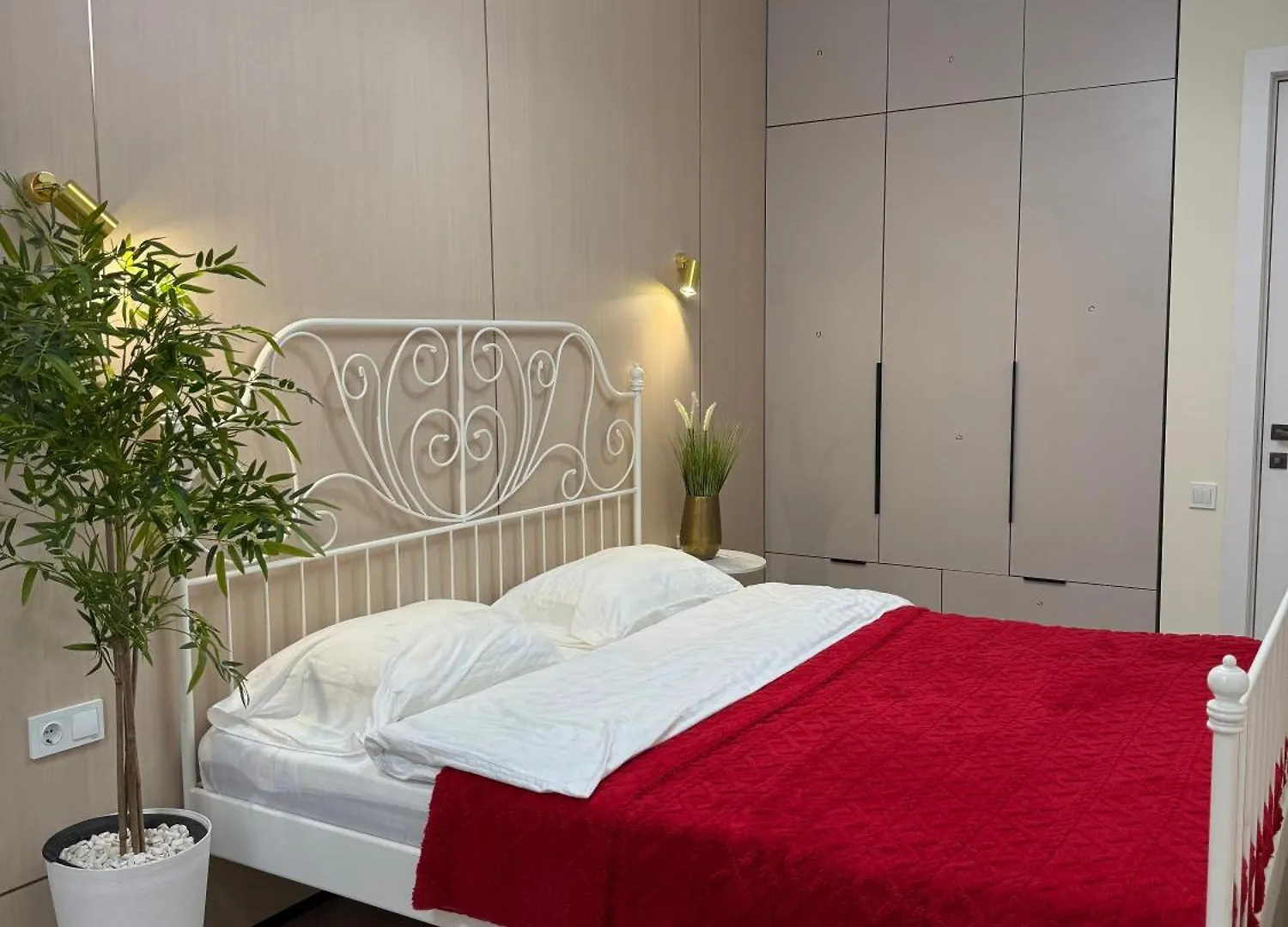 Жк Комфорт Apartment Almaty